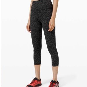 Lululemon Wunder Train High-Rise Crop 21”